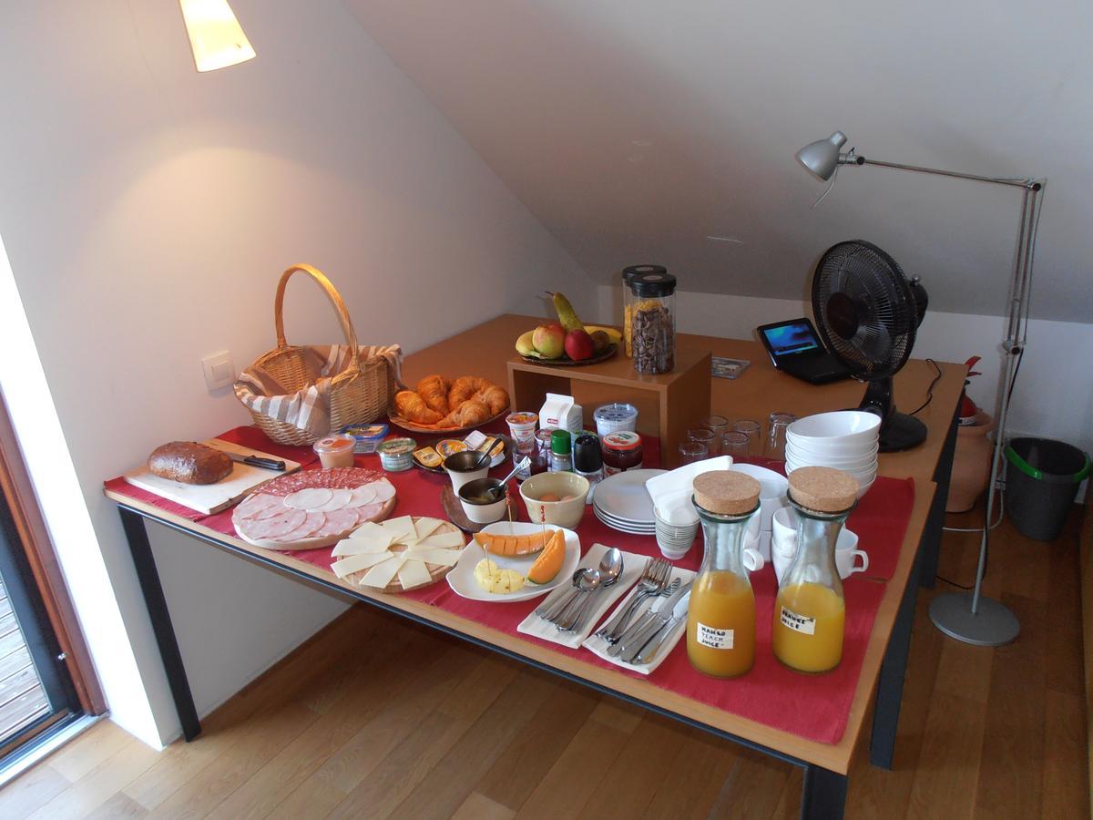 Bed & Breakfast Base Camp Krize ภายนอก รูปภาพ